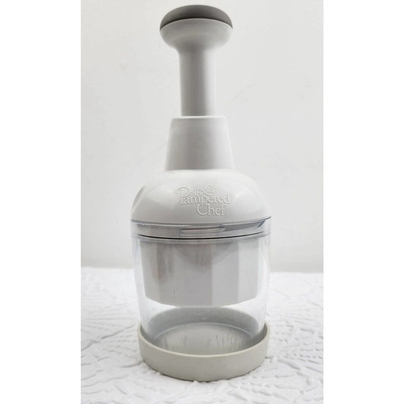 Pampered Chef Kitchen The Pampered Chef 2585 Food Chopper Cutter